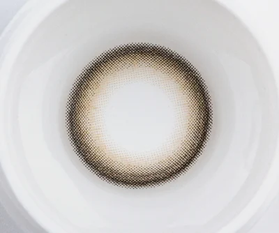 フルールラテのレンズ