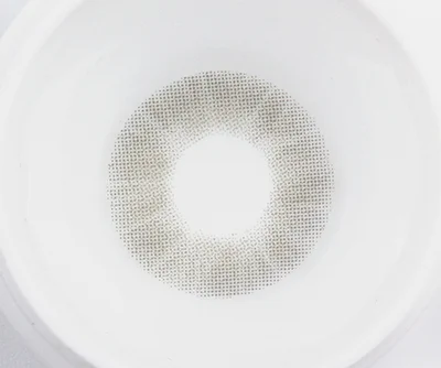 フェードグレーのレンズ